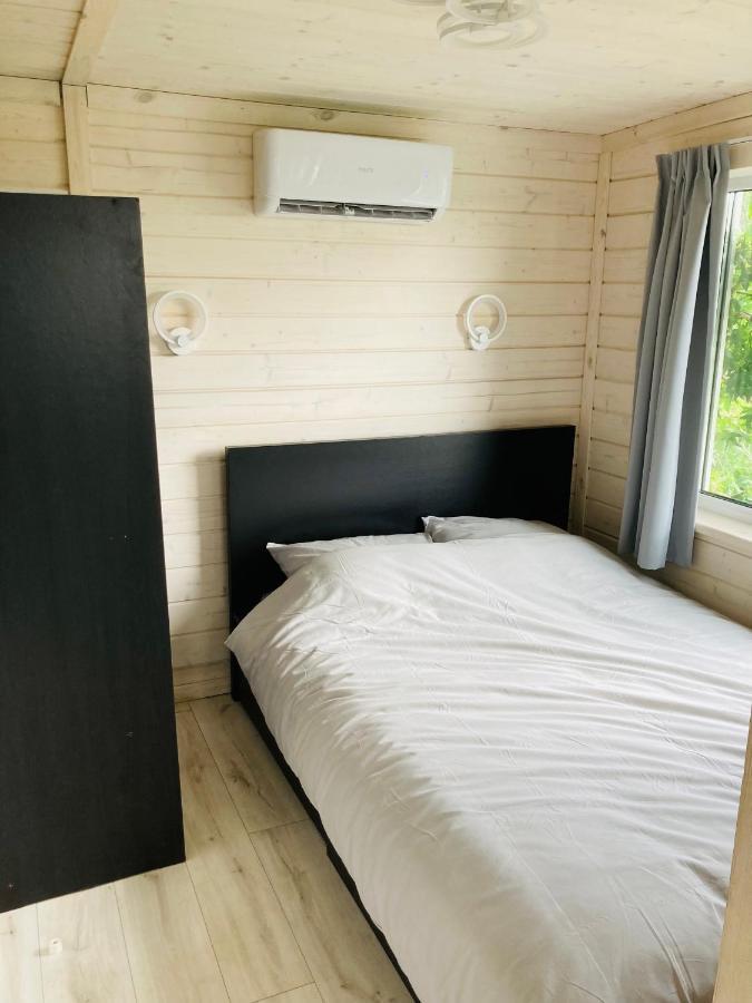 Tiny House Aan Het Water Op De Appelhof Villa Wommels Dış mekan fotoğraf
